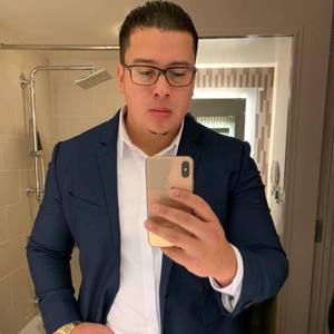 Meet your Posher, Marc